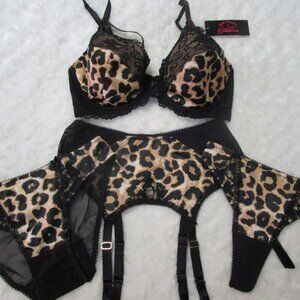 Dita Von Teese Lingerie Von Follies